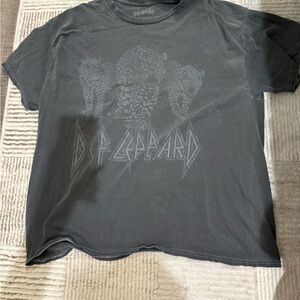 Gray Short Sleeve Tee with Graphic Design